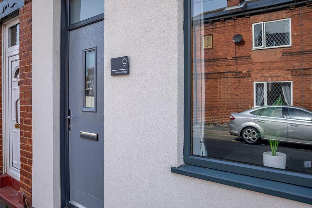 Liquorice Lodge- 2 Bed & Parking Castleford
